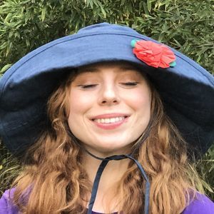 Meet your Posher, Hannah